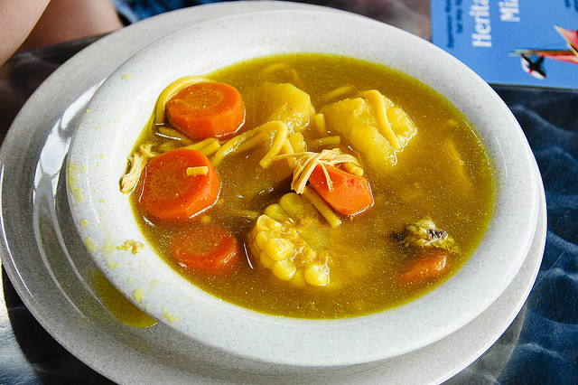 Sopa de Pollo