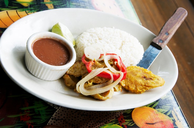 Grilled Conch (Lanbi Boukanen