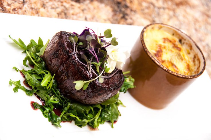 filet mignon, roman crust