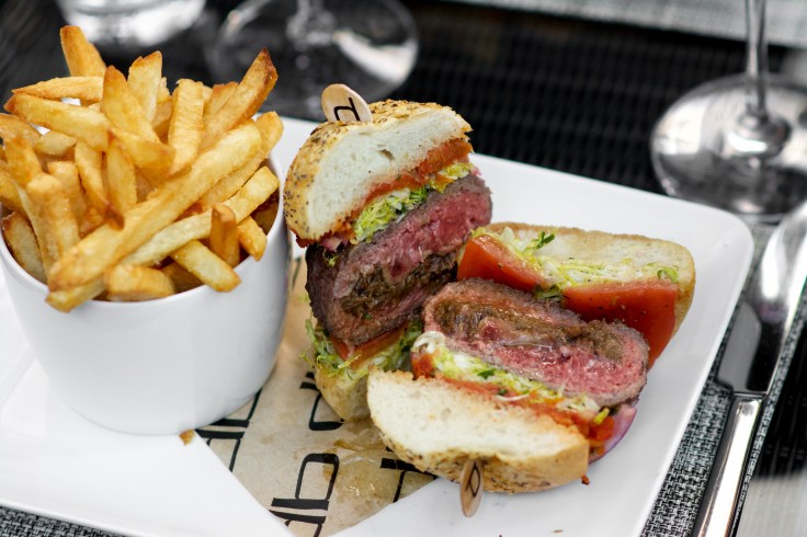 22345270505_15e10213d2_k