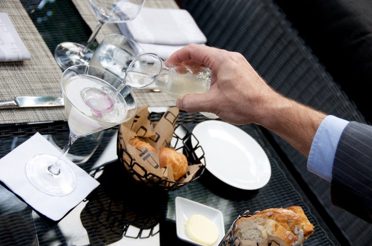 The making of the White Cosmopolitan